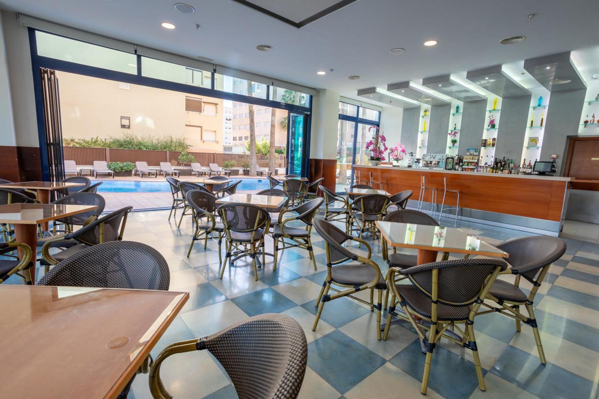 Hotel Cibeles Playa Gandia Exterior photo